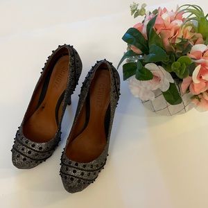 Schutz 5” heels. Usa size 6 Brazilian size 35